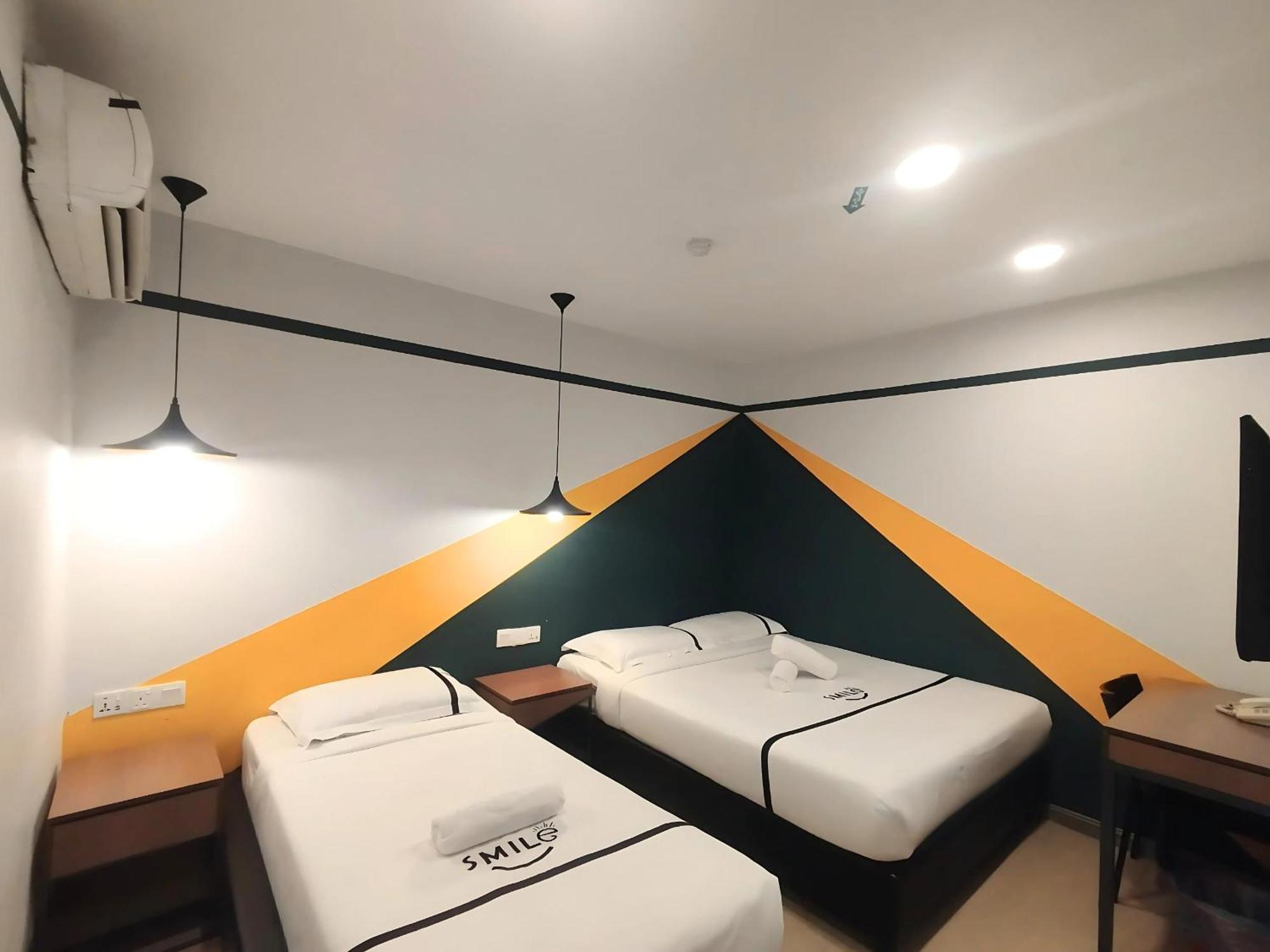 Smile Hotel C180 Cheras Selatan Eksteriør billede